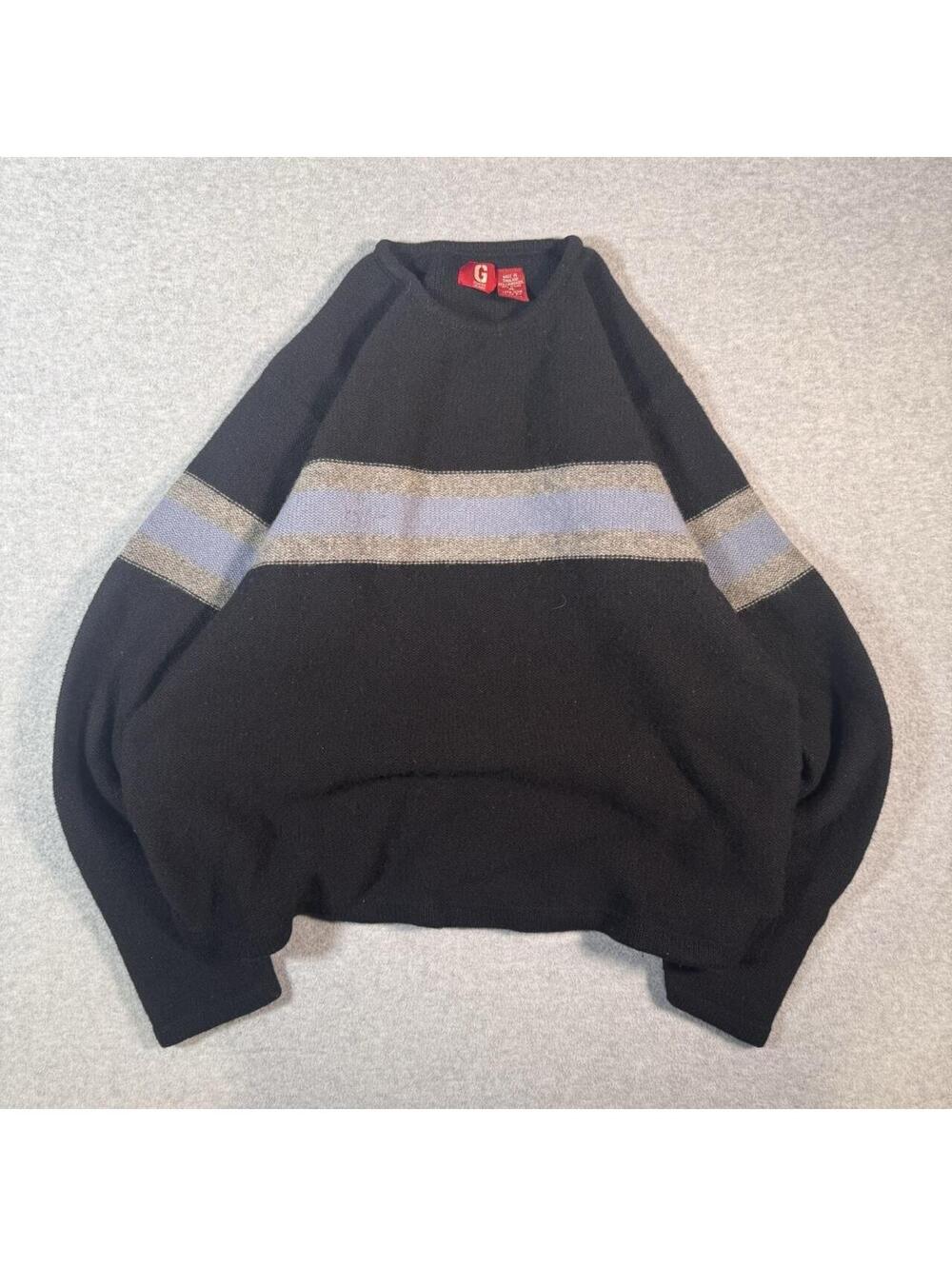 Y2K guess black & grey striped sweater